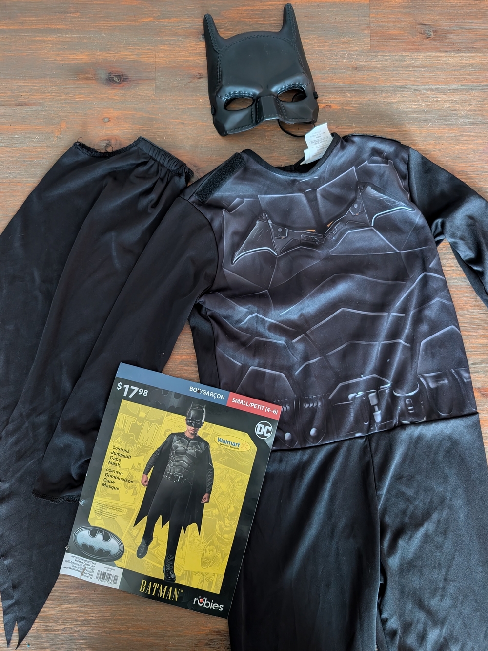 Batman Boys Black Superhero Costume with Mask